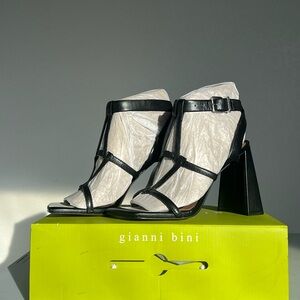 Gianni Bini Black Block Heel Sandals